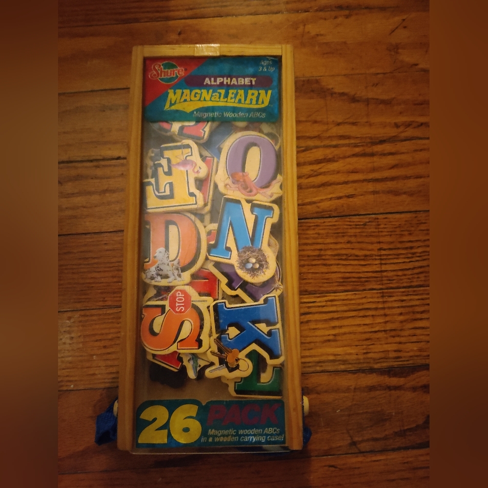 Alphabet Letters Magnafun 20-Piece Wooden Magnets Pre-School Kin
